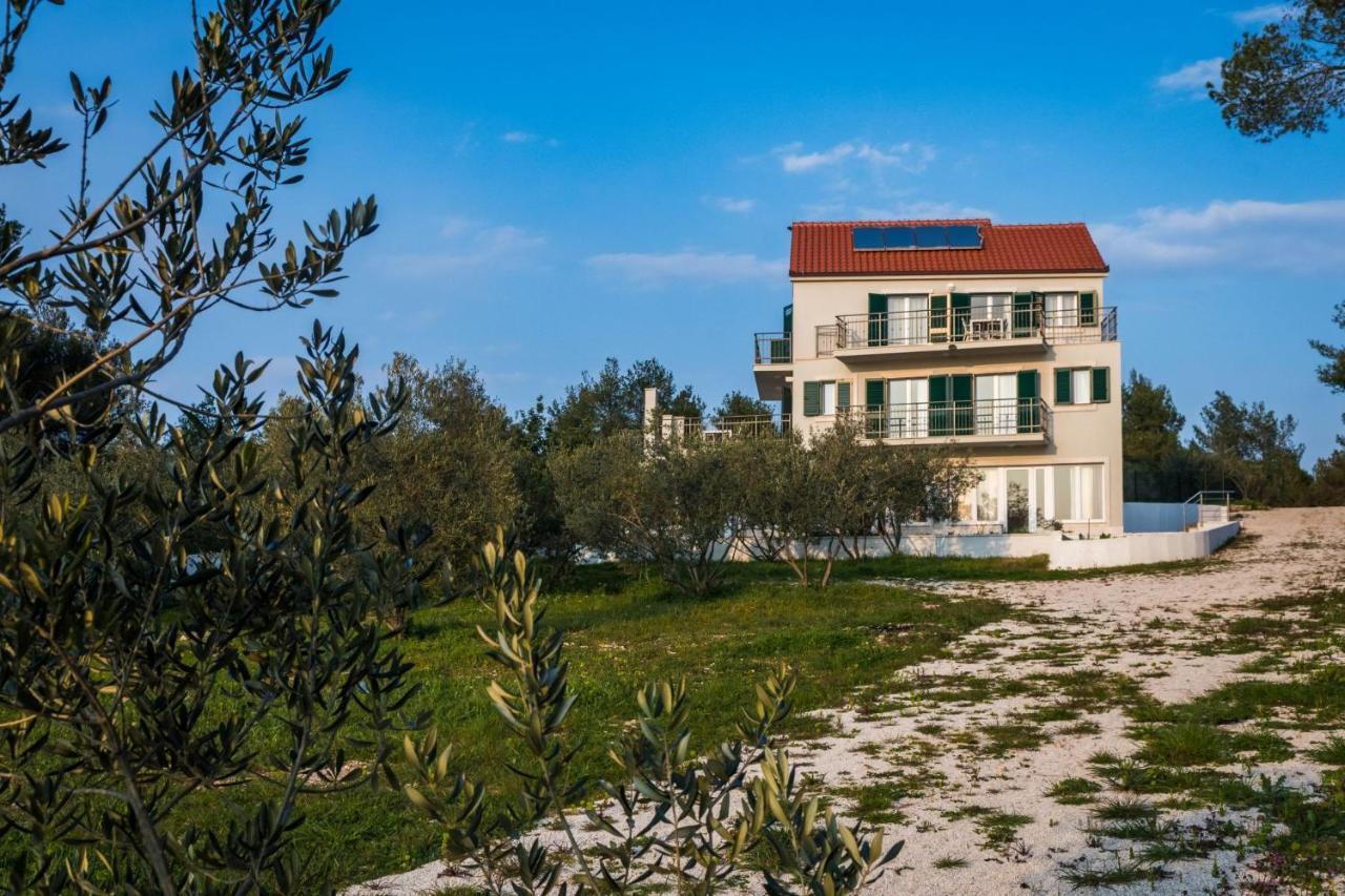 Bijaka Villas&Apartments Milna  Extérieur photo